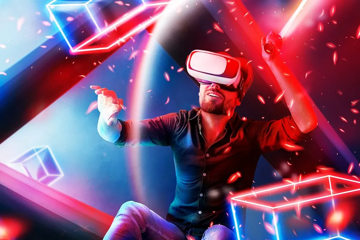 Équipe de création de jeu vidéo examinant des contenus générés par IA et des esquisses originales